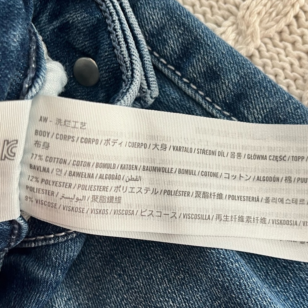 Hollister Curvy High Rise Vintage Style Flare Jeans Stretch Women’s Size 29 - Picture 12 of 15